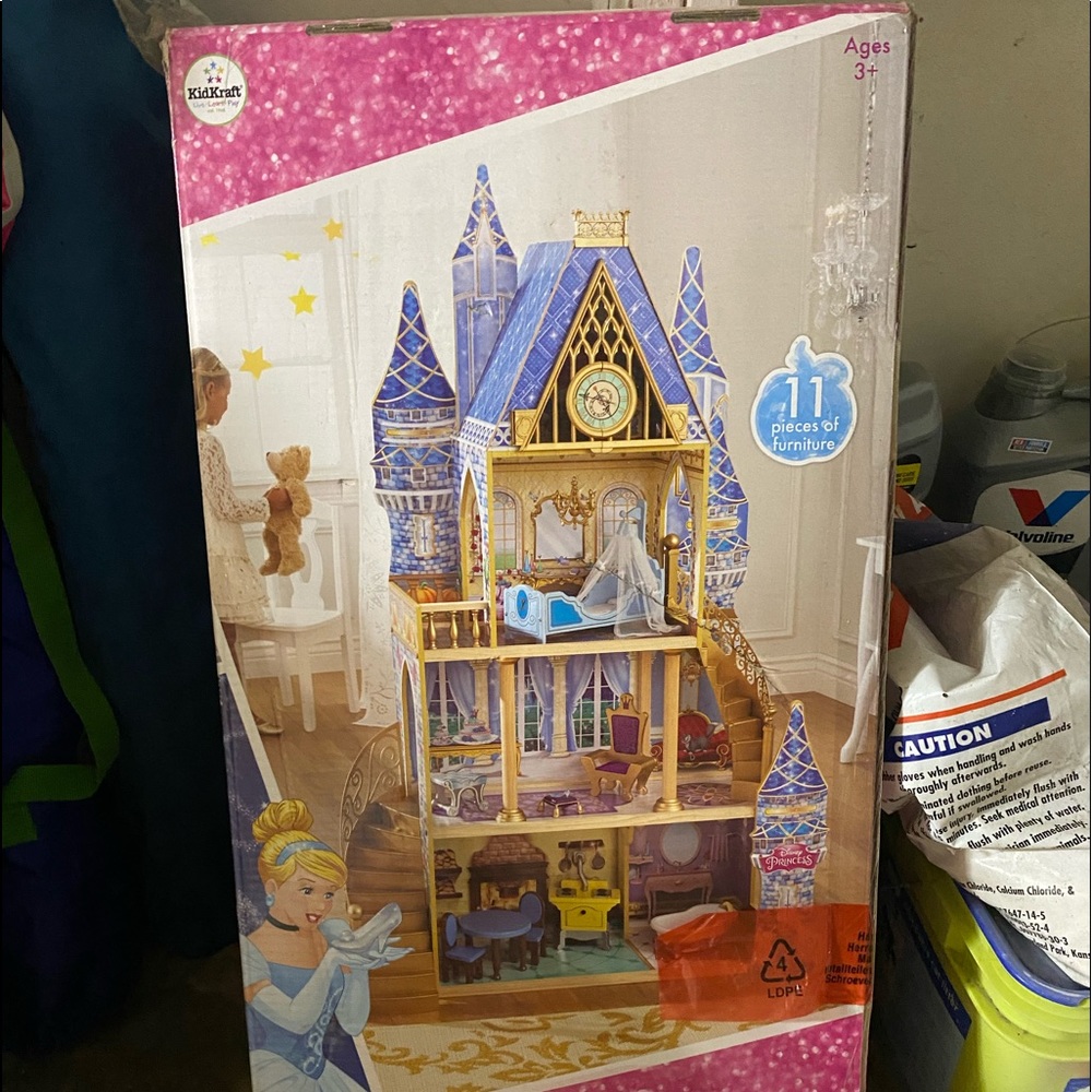 Cinderella Royal Dream House